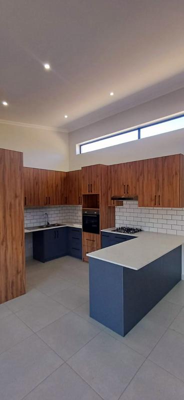 2 Bedroom Property for Sale in Renosterbos Estate Western Cape